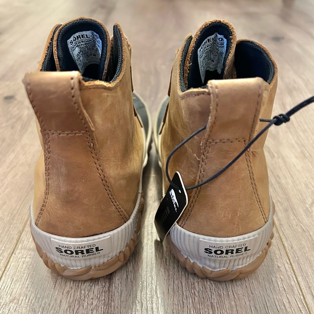 NEW Sorel Out N About Waterproof Leather Boots - Picture 4 of 8